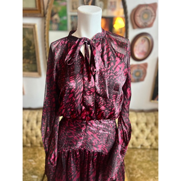 New Walter Baker Beth Leopard Print Dress in Magenta & Black Size Small - Picture 3 of 11